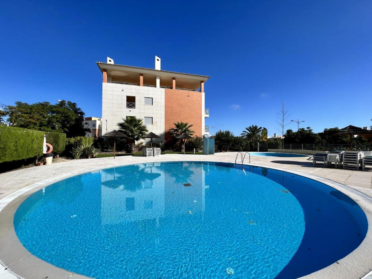 Albufeira Modern 4 With Pool By Homing Daire Dış mekan fotoğraf